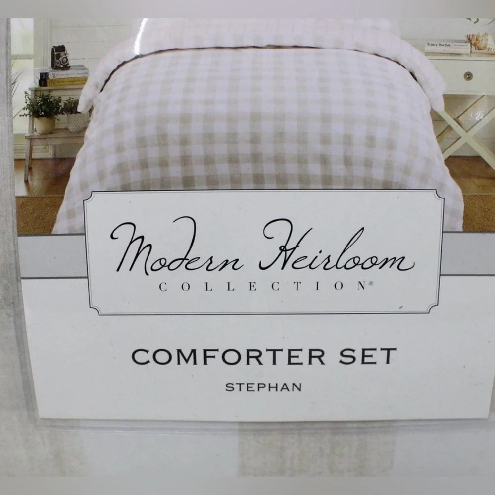 NEW Modern Heirloom Reversible King Gingham Comforter Bedding Set Cozy Decor